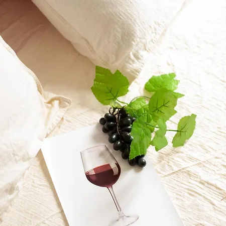 Qualys Vignoble Parking, Square View, Close To