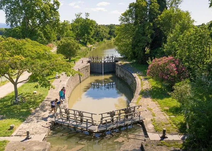 Qualys Vignoble Parking, Square View, Close To Lejlighed
